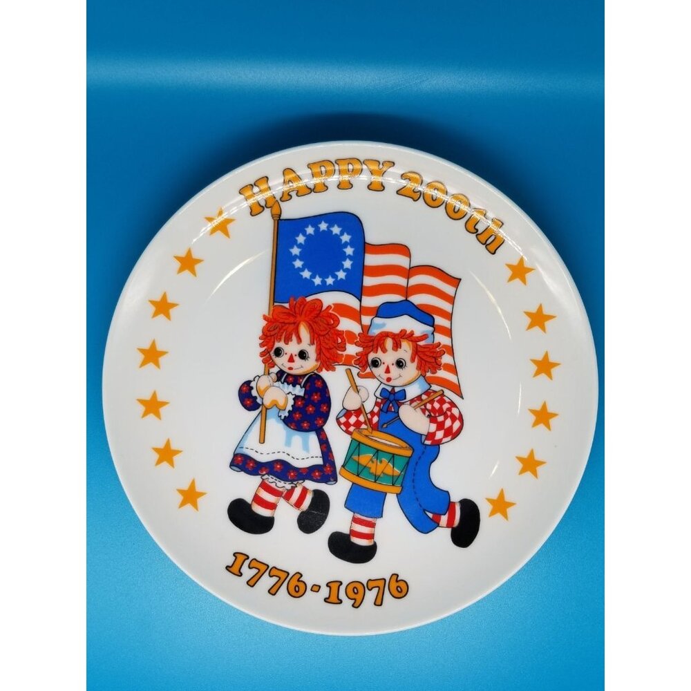The Raggedy Ann & Andy Bicentennial Collector's Plate Happy 200th 1776-1976